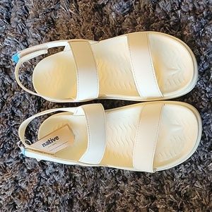 Native Ellis sandal nwt bone white